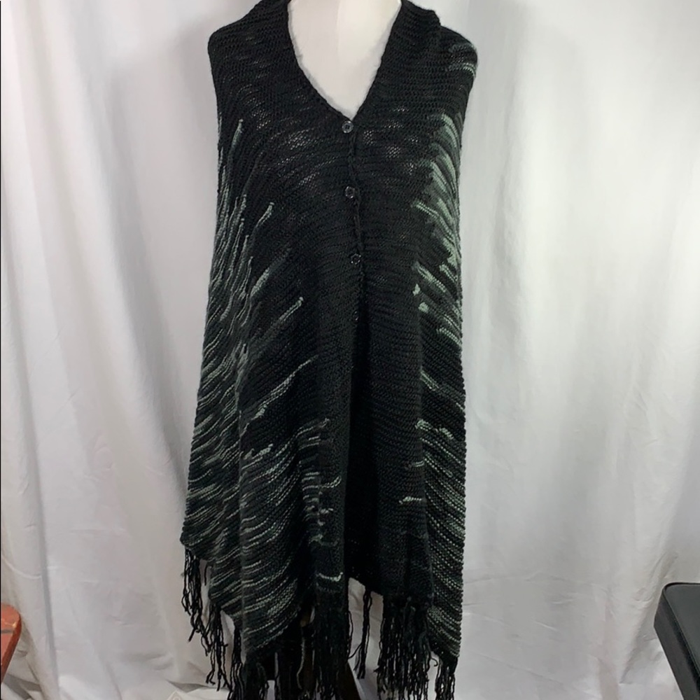 Lularoe Mimi Sweater Wrap Poncho ⭐️
